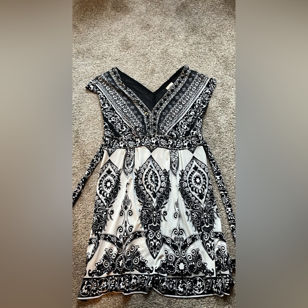 Black and white dress